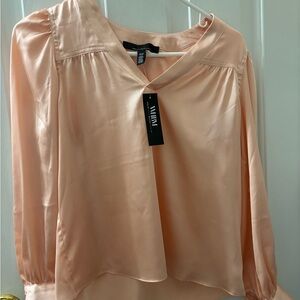 White House Black Market WHBT